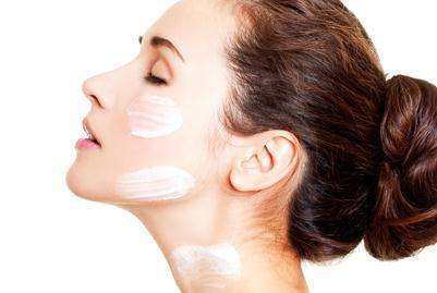 告別暗黃肌，科學美白煥亮你的肌膚